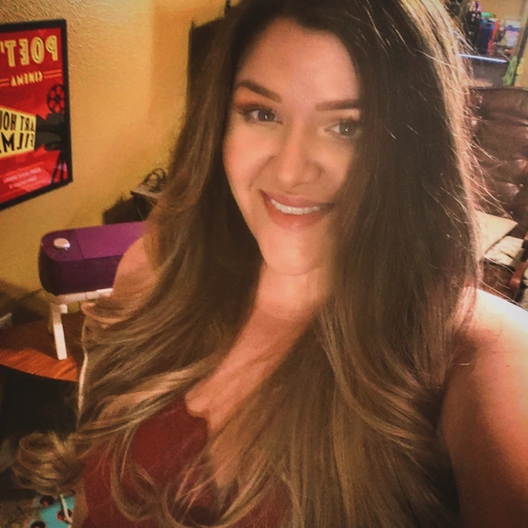 Meet your Posher, Britany - Picture 1 of 1